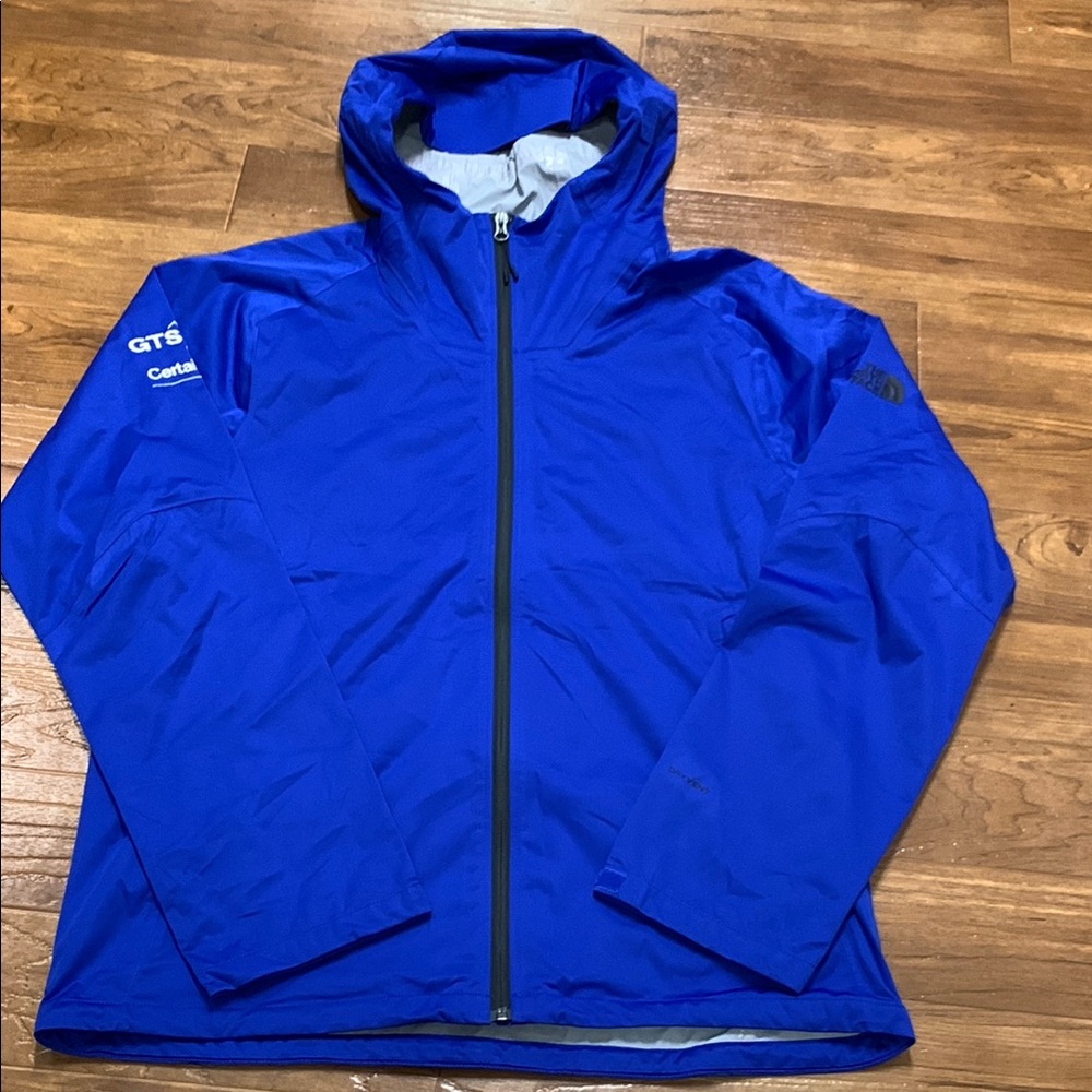 The North Face Dryvent Hooded Jacket